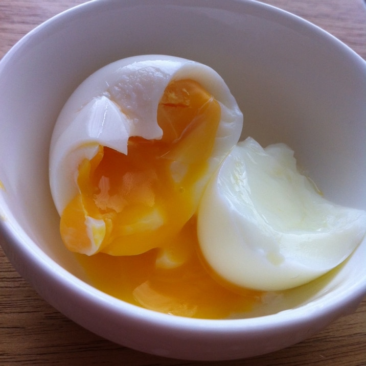 沸騰したら4分‼︎簡単半熟卵の作り方